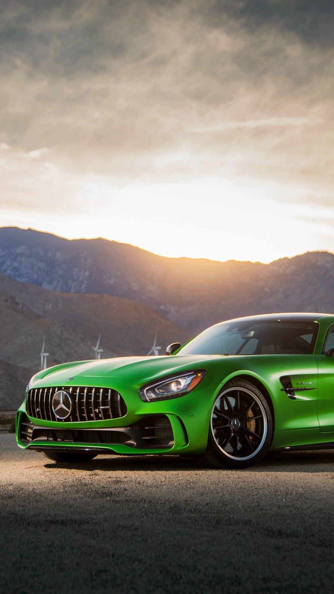 Green Porsche 911 on Road During Daytime. Wallpaper in 1080x1920 Resolution