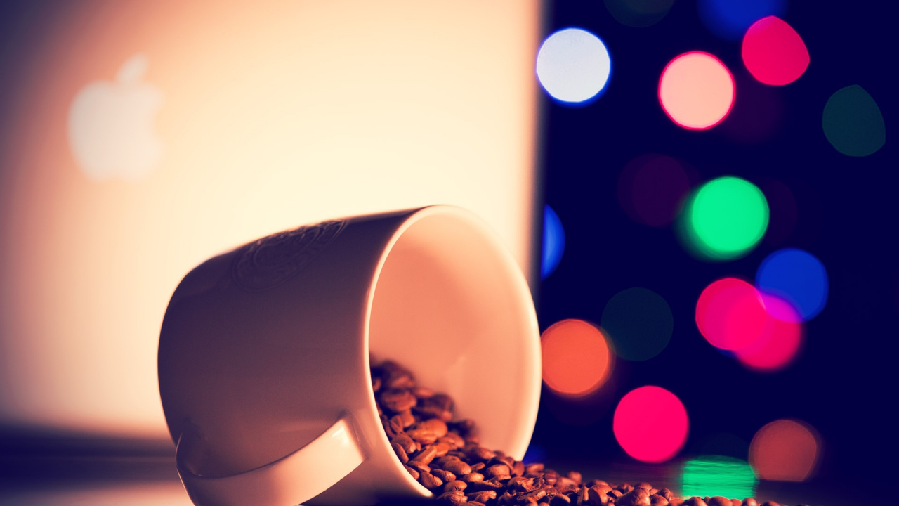 White Ceramic Mug on Brown Coffee Beans. Wallpaper in 1280x720 Resolution