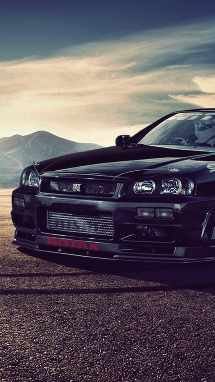 Black Bmw m 3 on Road. Wallpaper in 750x1334 Resolution