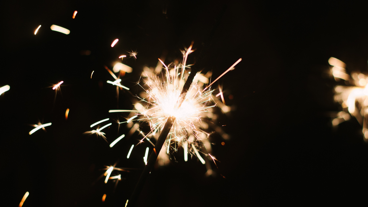 Holiday, Fireworks, Sparkler, New Years Day, Diwali. Wallpaper in 1280x720 Resolution