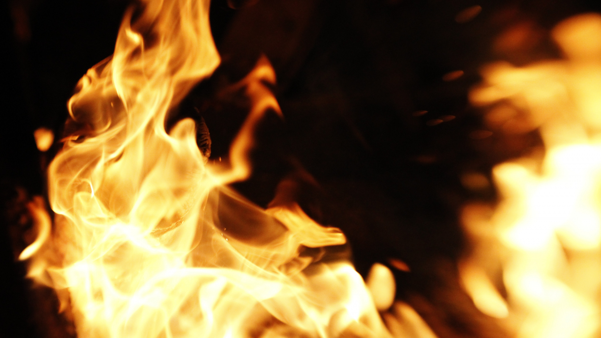 Fire in Close up Photography. Wallpaper in 1920x1080 Resolution