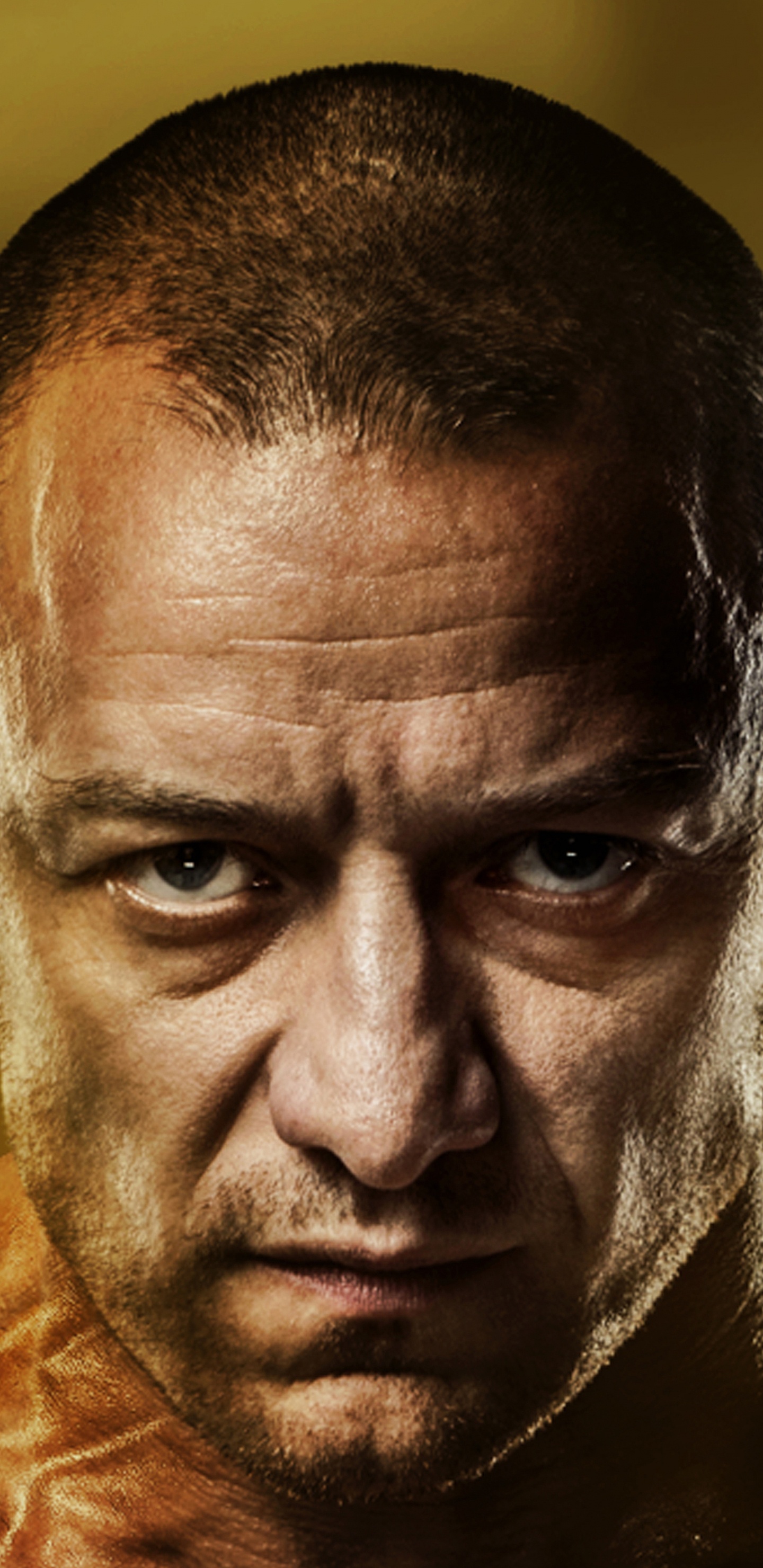 Homme en Veste de Cuir Marron. Wallpaper in 1440x2960 Resolution