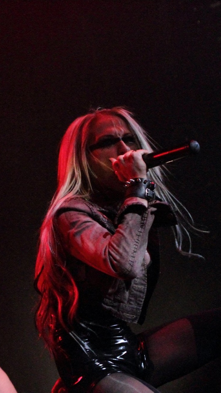 Butcher Babies, Rock Concert, Heavy Metal, Thrash Metal, Performance. Wallpaper in 720x1280 Resolution