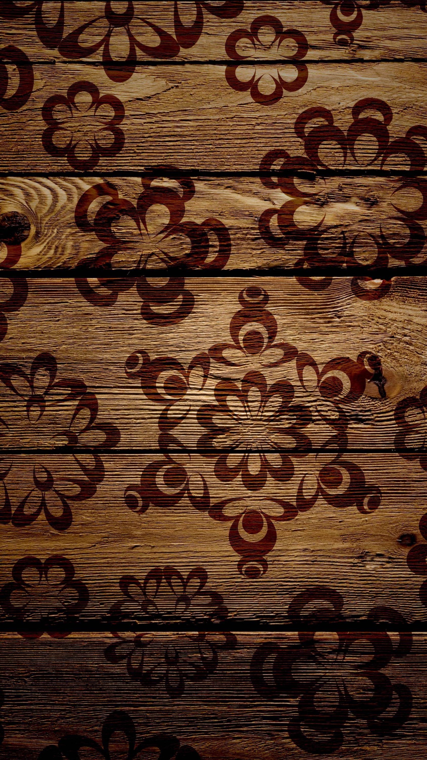 Braunes Und Schwarzes Holzbrett. Wallpaper in 1440x2560 Resolution