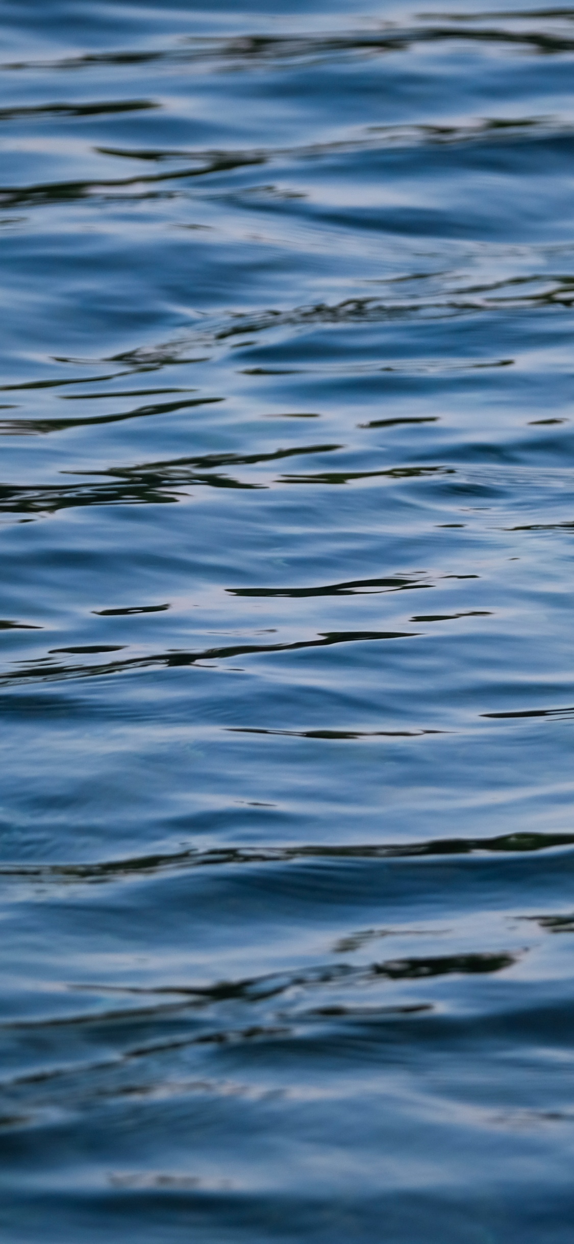 Réflexion, Lac, le Vent Vague, Eau, Les Ressources en Eau. Wallpaper in 1125x2436 Resolution