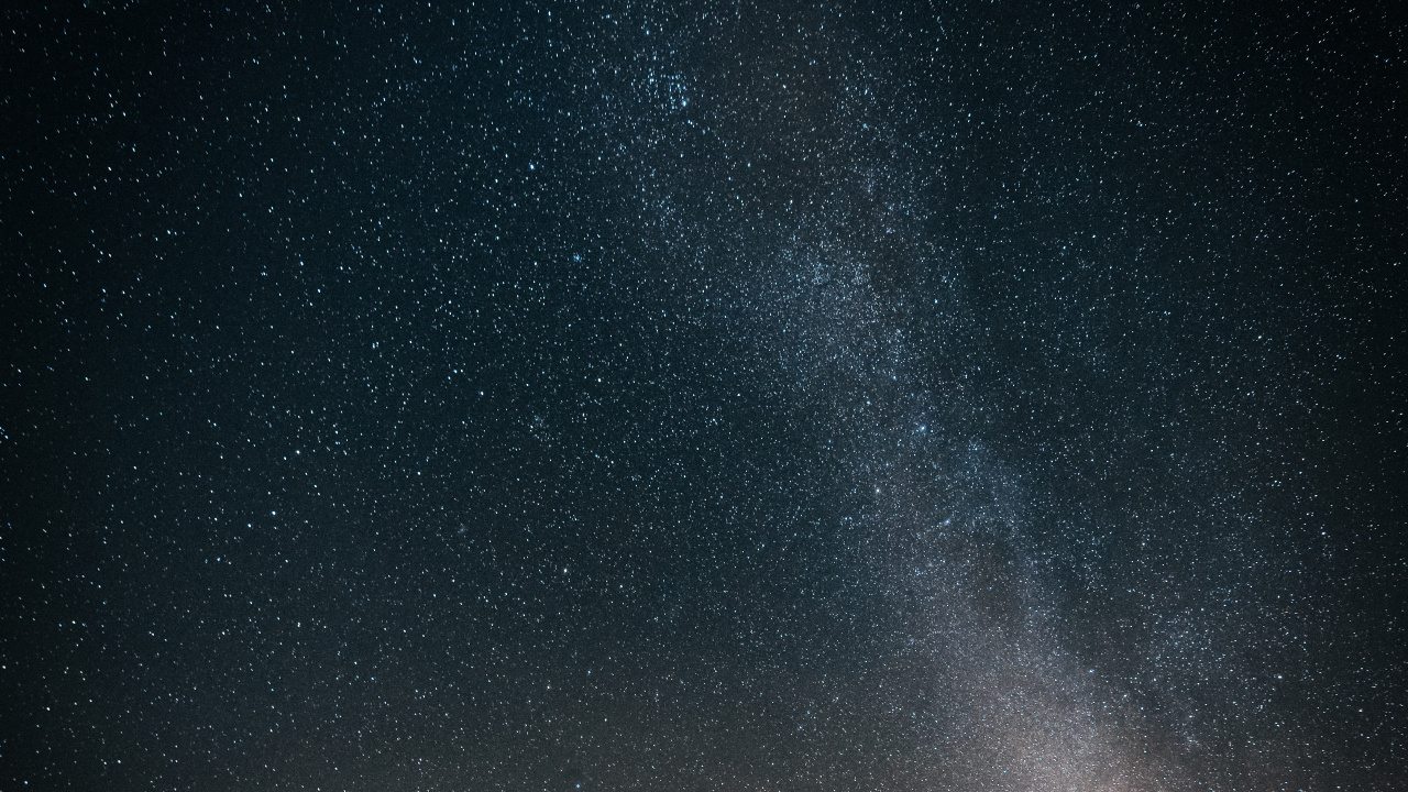 Black and White Mountain Under Starry Night. Wallpaper in 1280x720 Resolution