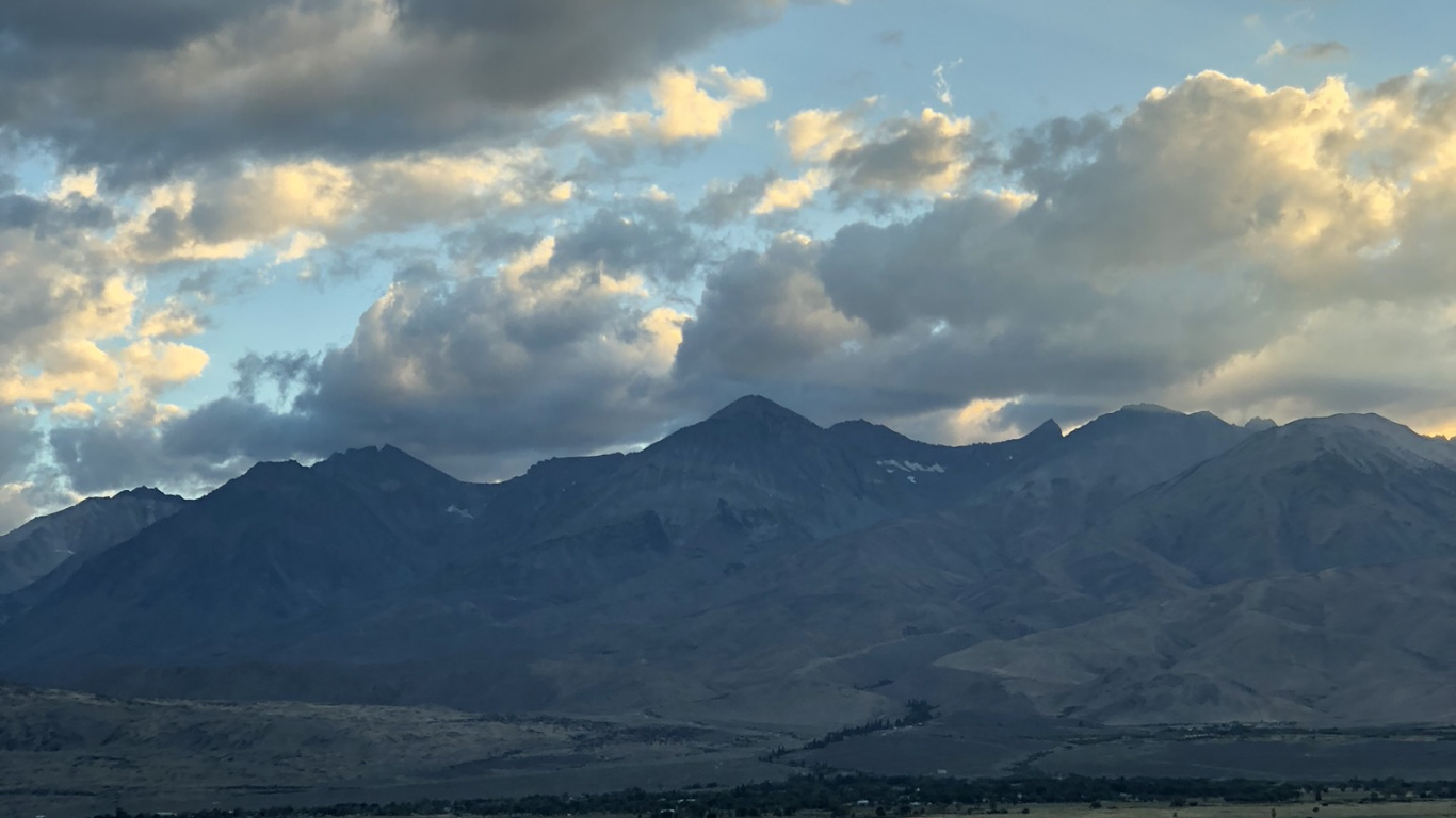 Route, Surface de la Route, Infrastructure, Asphalt, Highland. Wallpaper in 1366x768 Resolution