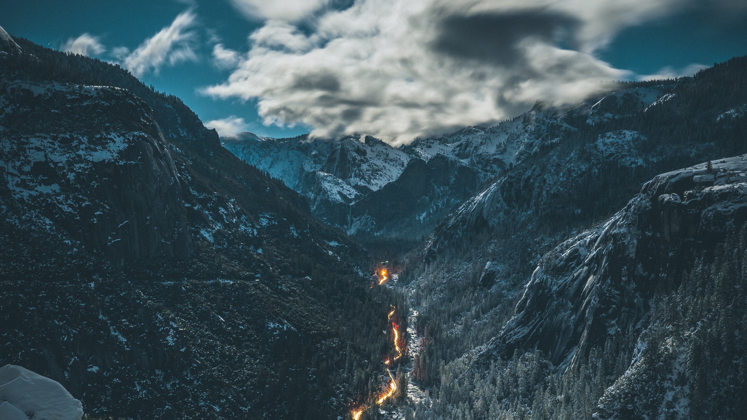 Mountainous Landforms, Mountain, Nature, Cloud, Mountain Range. Wallpaper in 2560x1440 Resolution