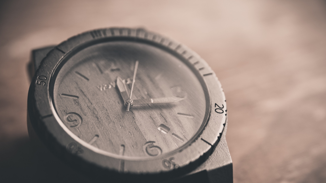 Schwarze Analoge Uhr Bei 7 00. Wallpaper in 1280x720 Resolution