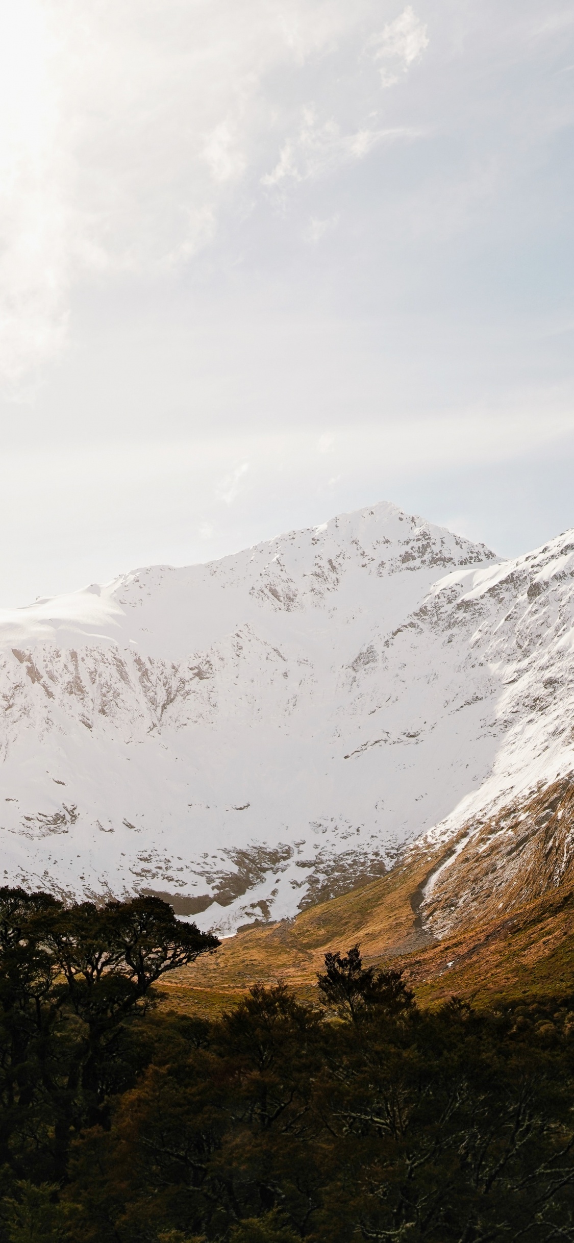 Ciel, Highland, Paysage Naturel, Vallée, Gamme de Montagne. Wallpaper in 1125x2436 Resolution