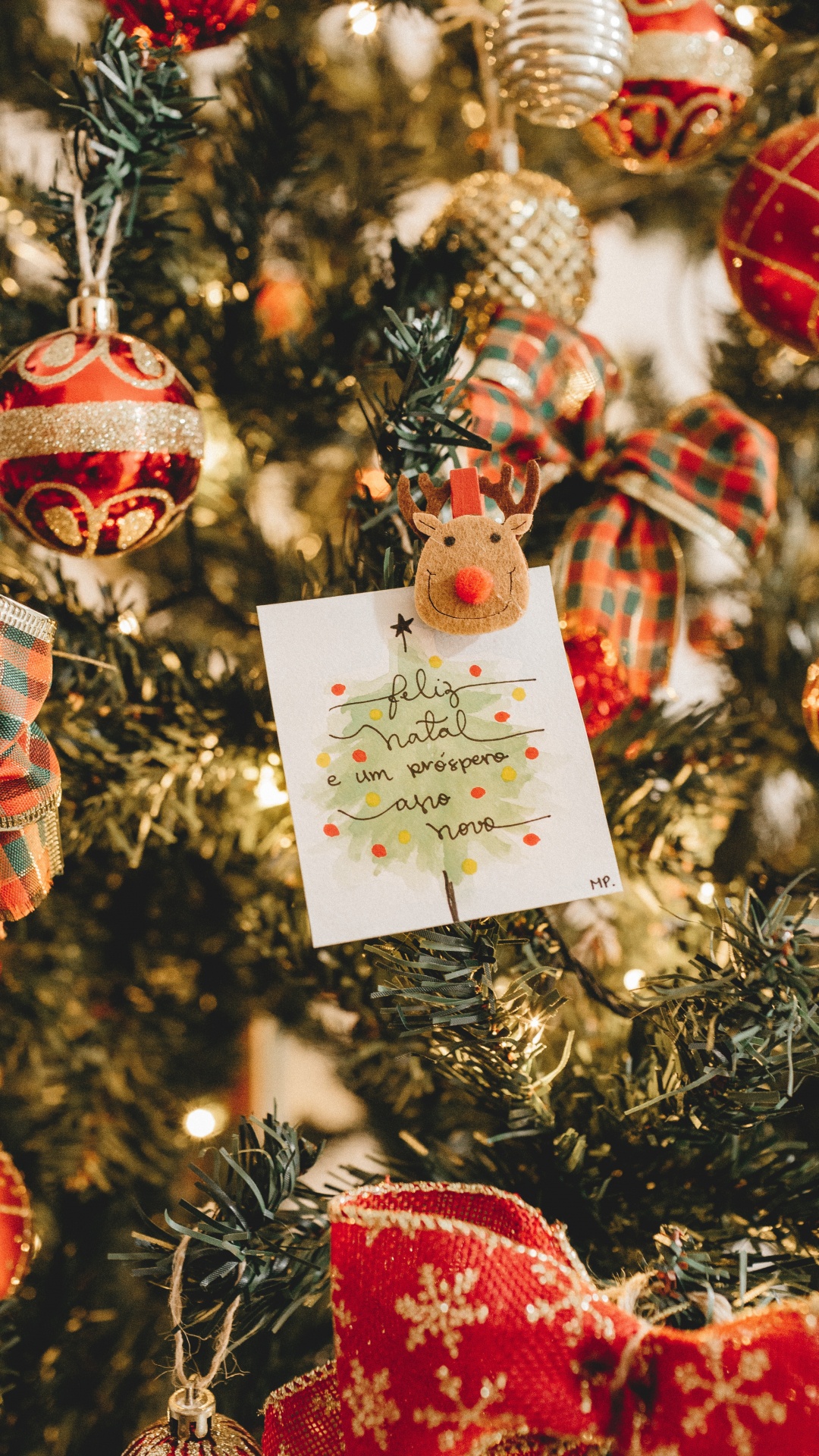 Christmas Day, Christmas Ornament, Christmas Tree, Christmas, Holiday Ornament. Wallpaper in 1080x1920 Resolution