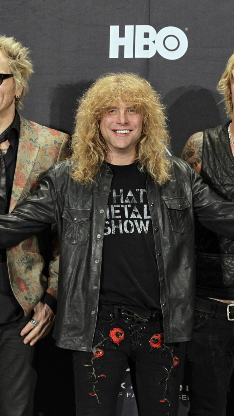 Steven Adler, Slash, Not in This Lifetime Tour, Duff McKagan, Guns N Roses. Wallpaper in 750x1334 Resolution
