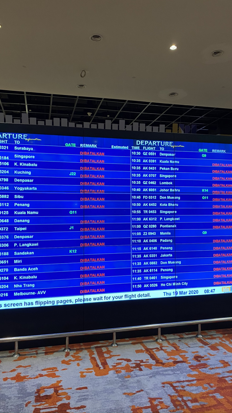 Flughafen, COVID-19, Suvarnabhumi, Licht, Elektronisches Gerät. Wallpaper in 750x1334 Resolution