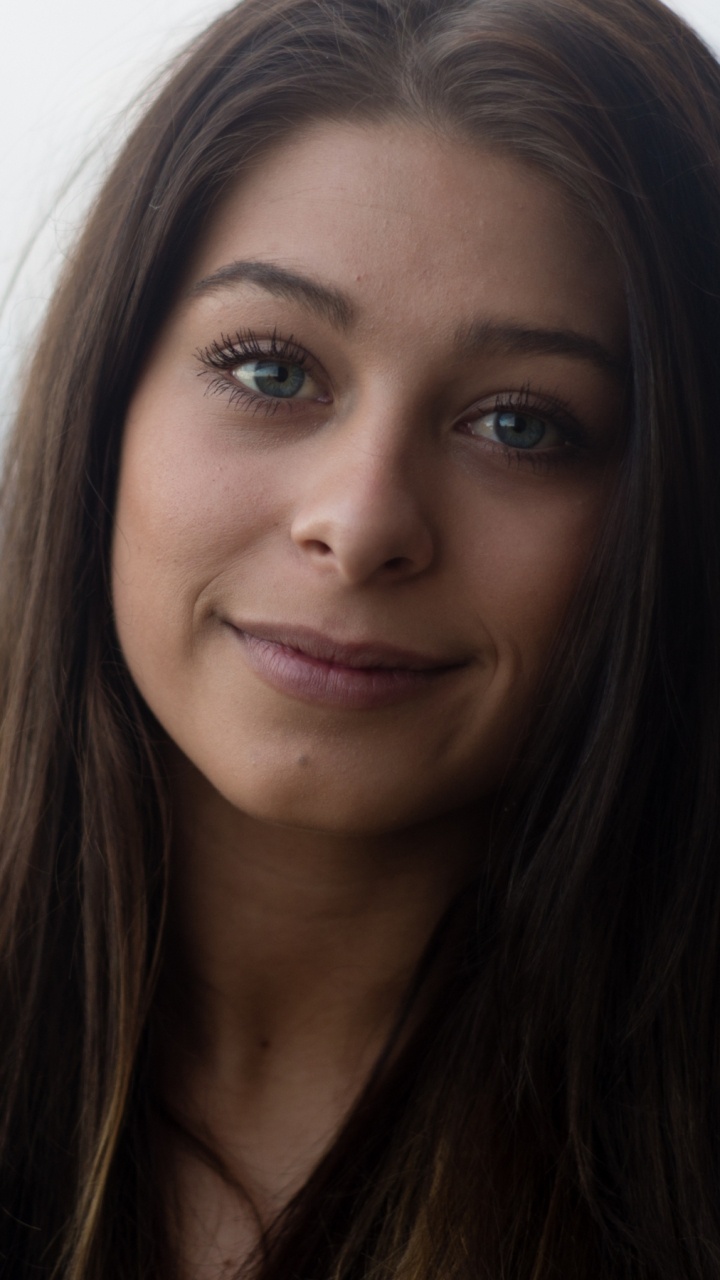 Beauté, Peau, Tête, Sourire, Cil. Wallpaper in 720x1280 Resolution