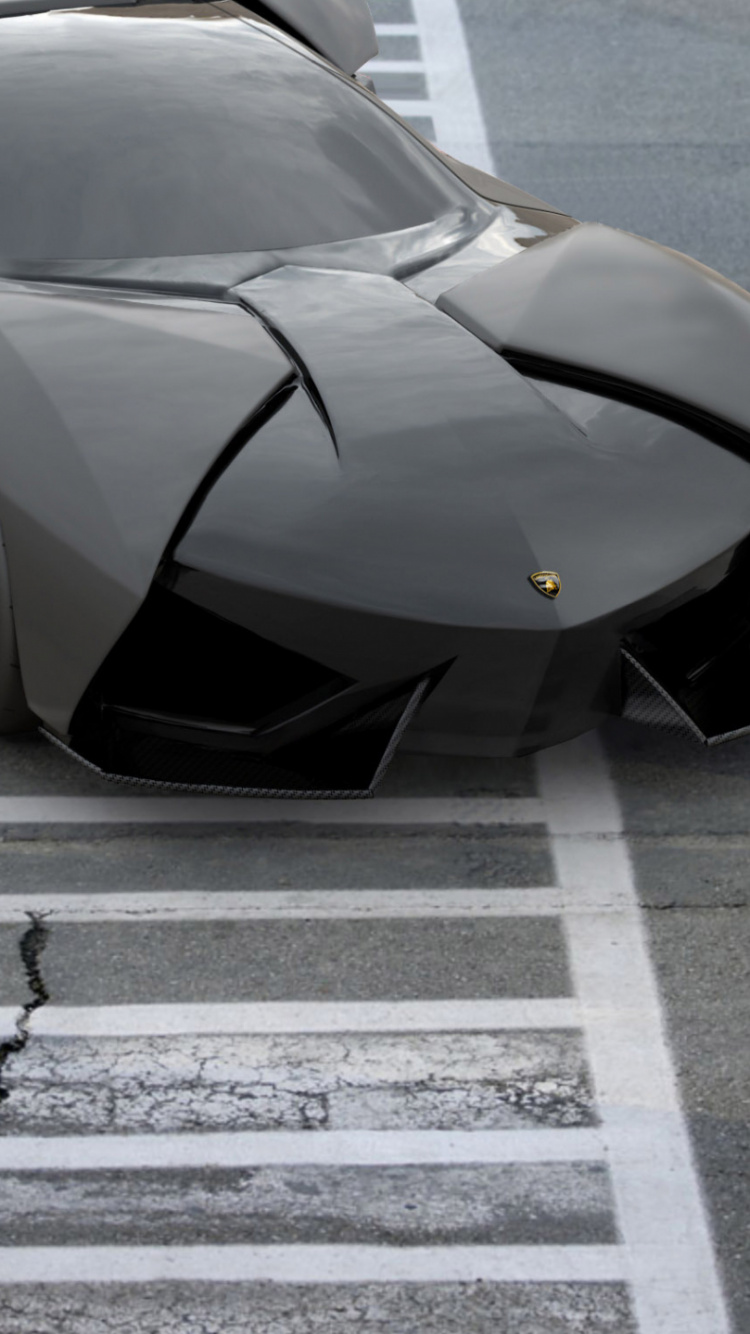 Schwarzer Lamborghini Aventador Tagsüber Unterwegs. Wallpaper in 750x1334 Resolution