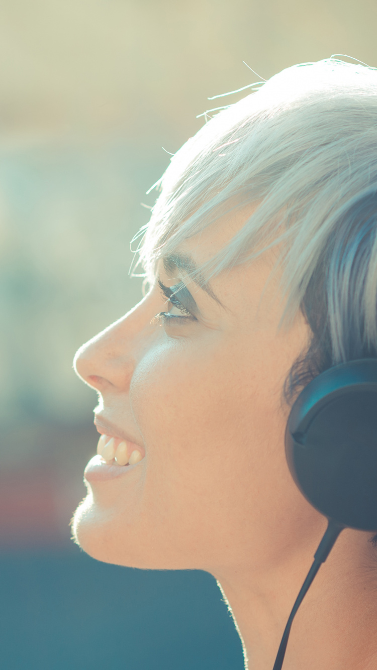 Hair, Face, Blue, Nose, Beauty. Wallpaper in 750x1334 Resolution