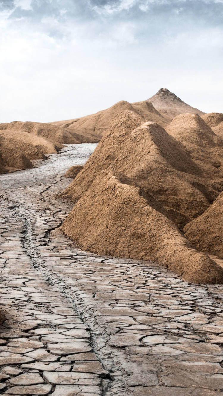 Soil, Cloud, Bedrock, Natural Landscape, Mountainous Landforms. Wallpaper in 750x1334 Resolution