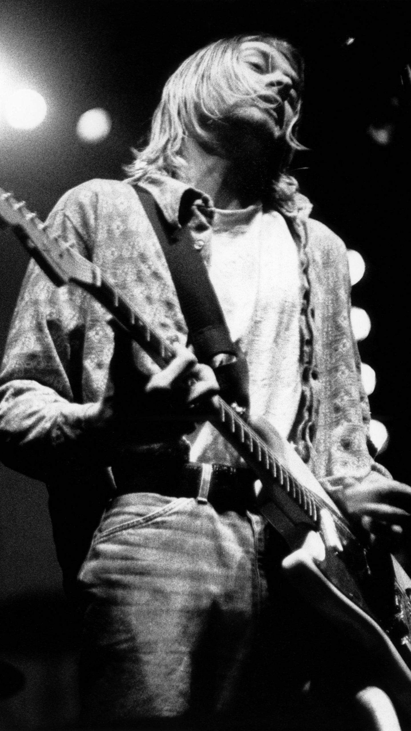 Nirvana, Grunge, Musician, Performance, Music. Wallpaper in 1440x2560 Resolution