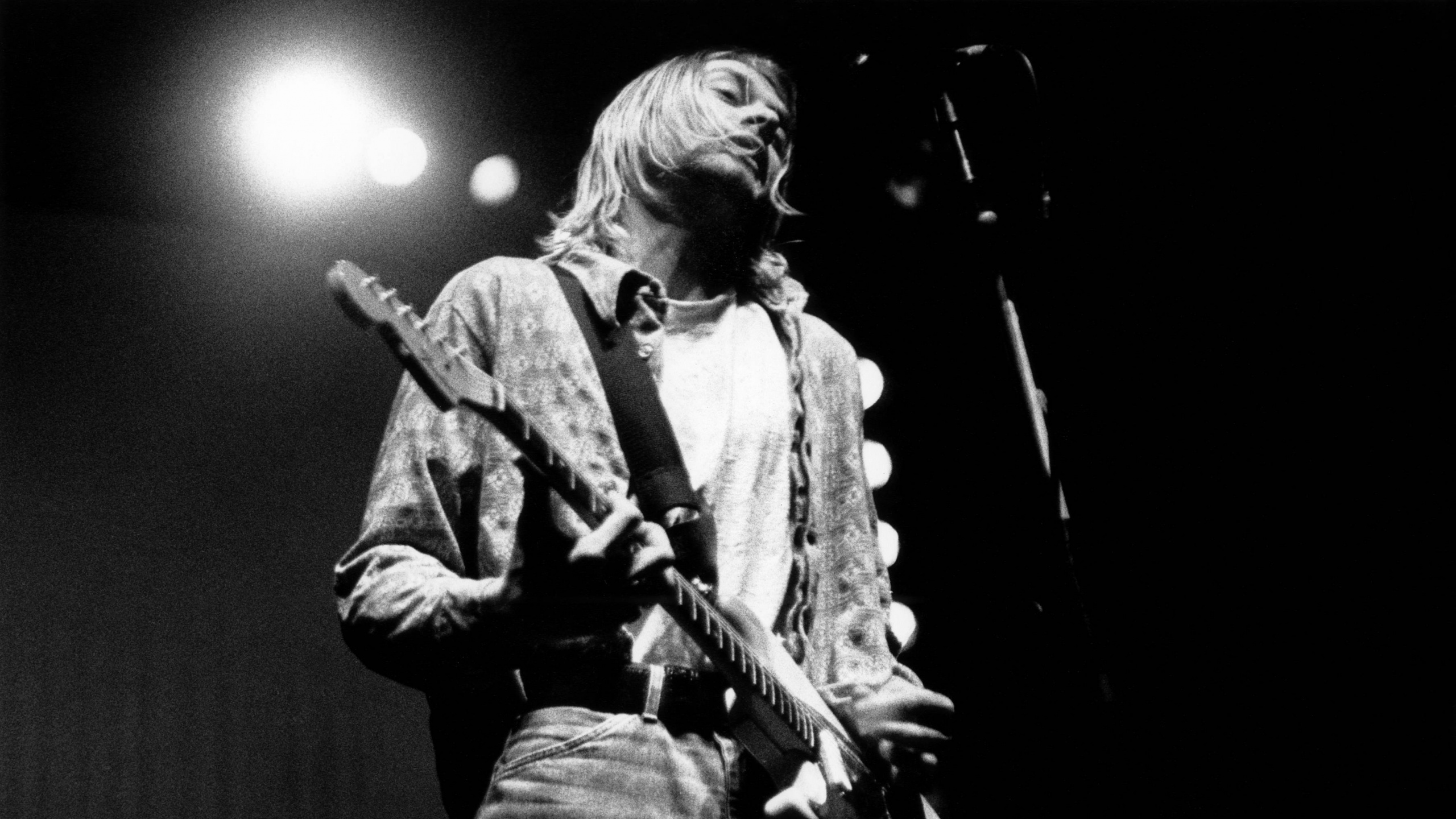 Nirvana, Grunge, Musician, Performance, Music. Wallpaper in 2560x1440 Resolution