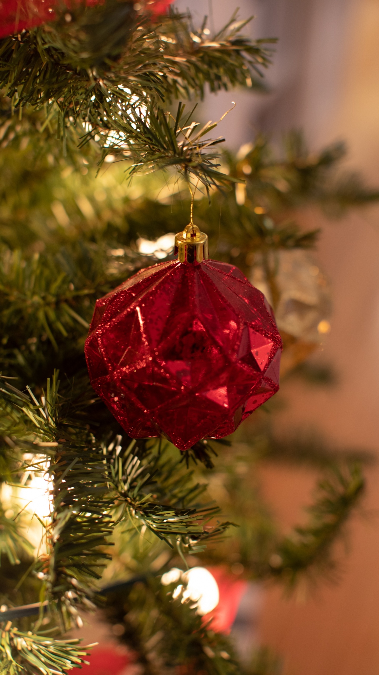 Christmas Day, Christmas Tree, Holiday, Christmas Ornament, New Year. Wallpaper in 1440x2560 Resolution