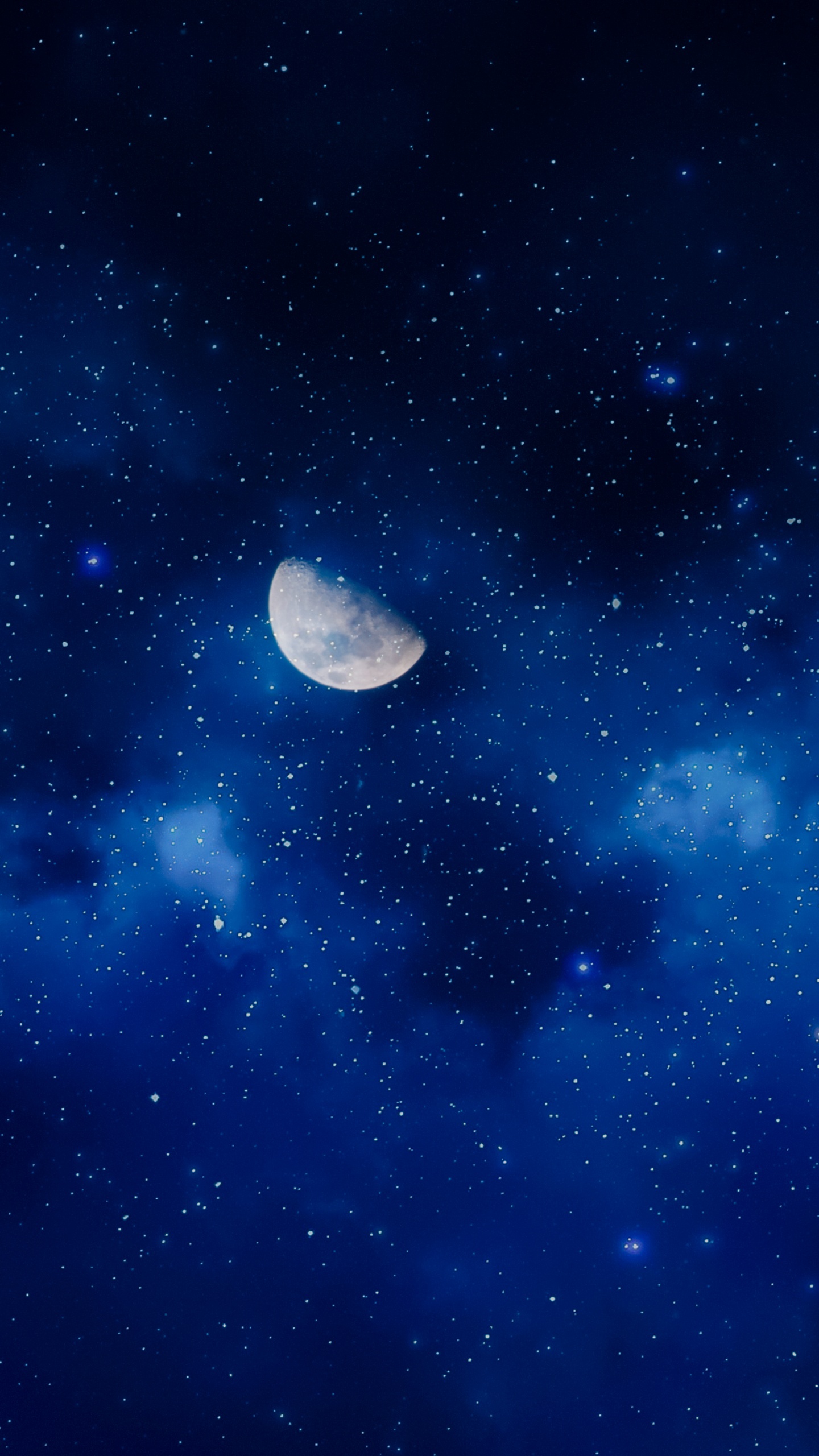 Lune Blanche Dans le Ciel Bleu. Wallpaper in 1440x2560 Resolution