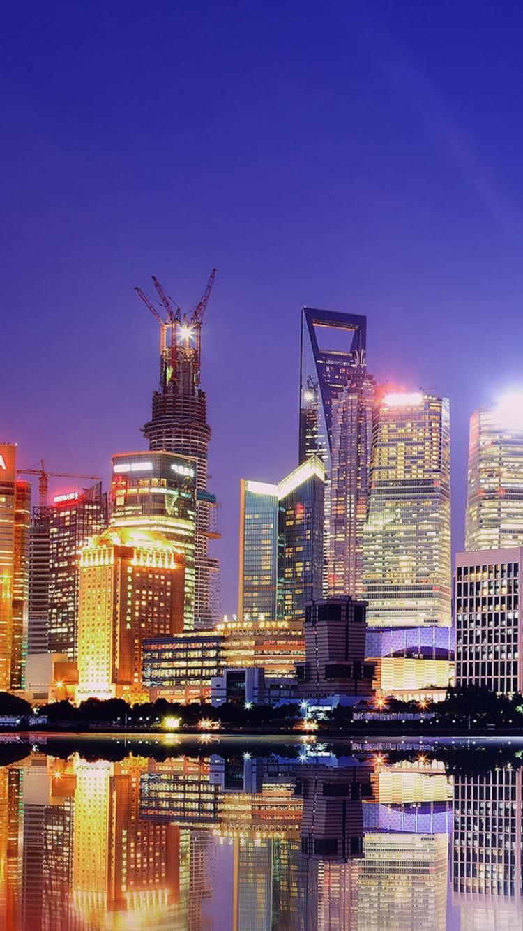 Skyline Der Stadt Bei Nacht Night. Wallpaper in 750x1334 Resolution