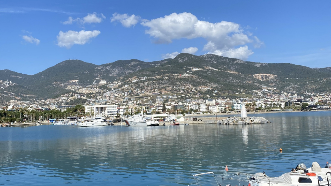 Kizilkule, Water, Boat, Cloud, Water Resources. Wallpaper in 1280x720 Resolution