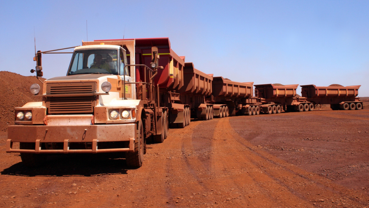 Brown Truck on Brown Dirt Road During Daytime. Wallpaper in 1280x720 Resolution