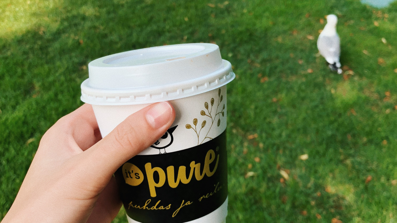 Grass, Coffee Cup Sleeve, Logo, Cup, Lid. Wallpaper in 1366x768 Resolution