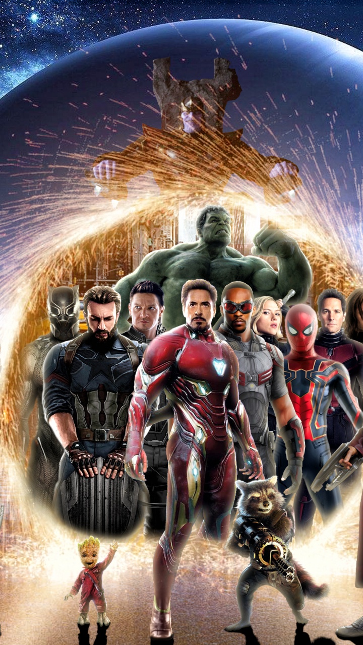 Grupo de Hombres en Trajes Rojos y Negros. Wallpaper in 720x1280 Resolution