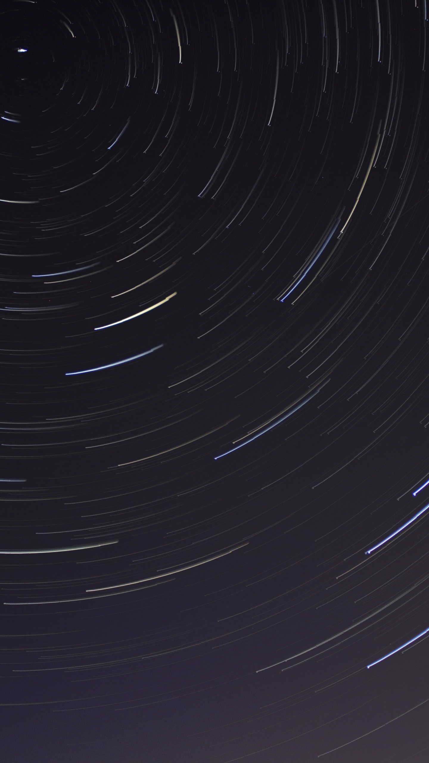 White Light in Time Lapse. Wallpaper in 1440x2560 Resolution