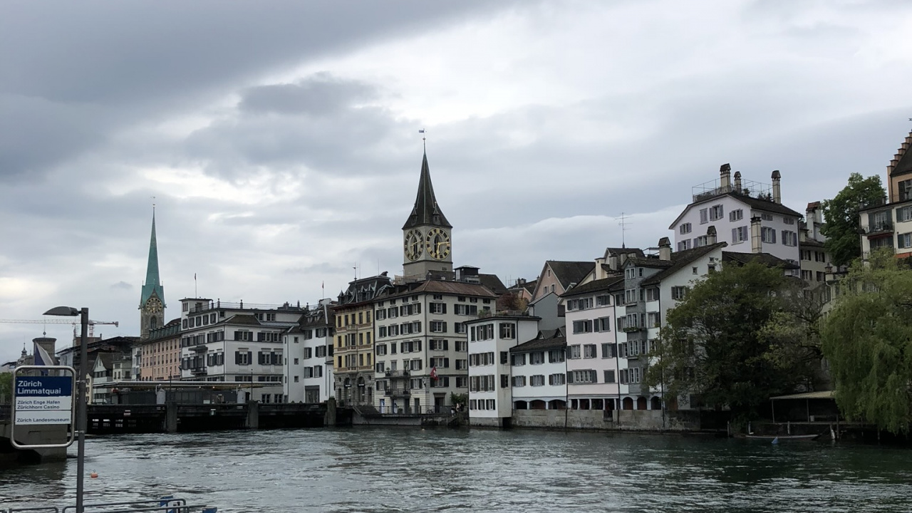 Limmat, Agua, la Vía Navegable, Ciudad, Canal. Wallpaper in 1280x720 Resolution
