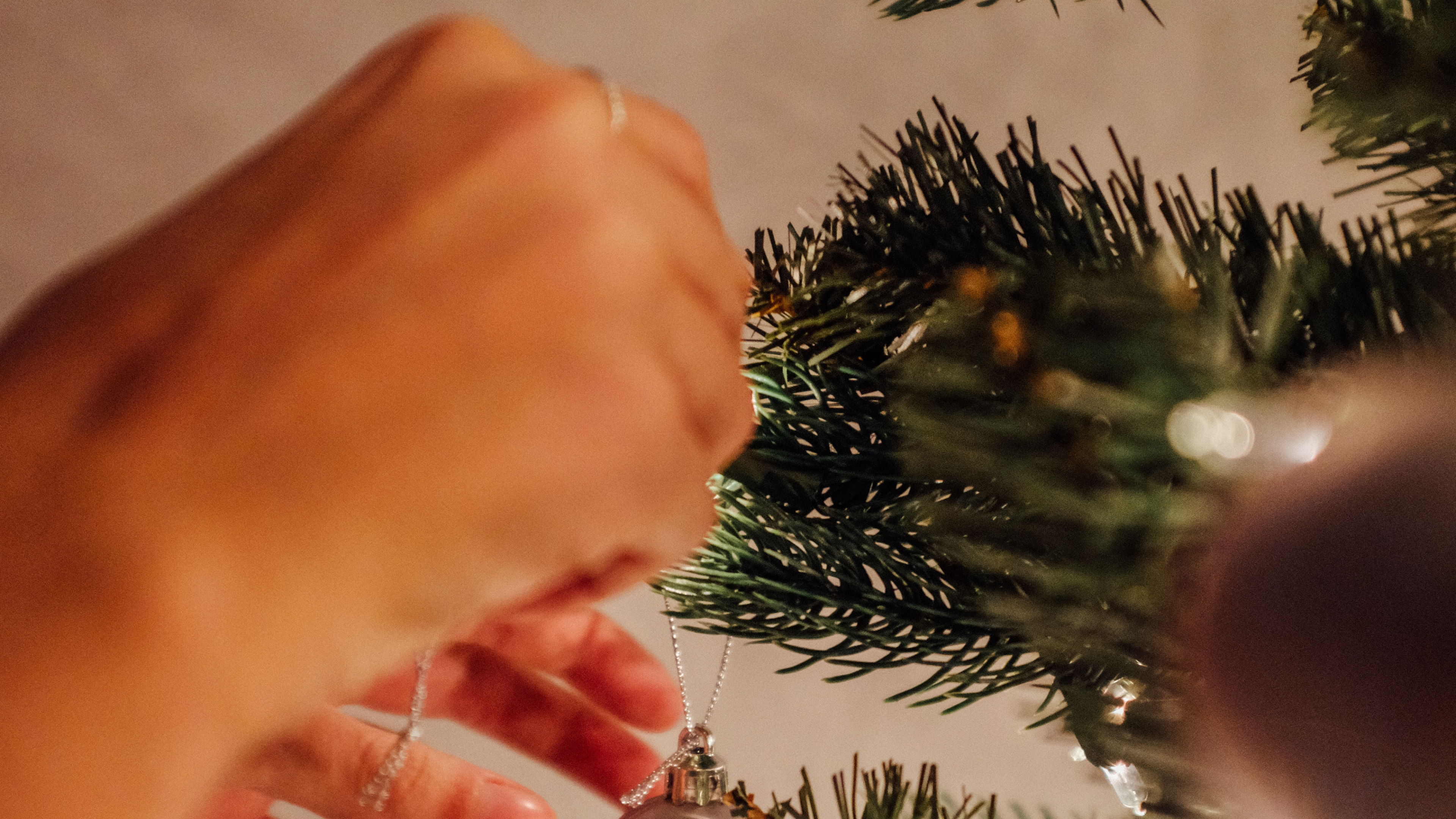 Christmas Day, Christmas Tree, Tree, Christmas, Christmas Ornament. Wallpaper in 3840x2160 Resolution