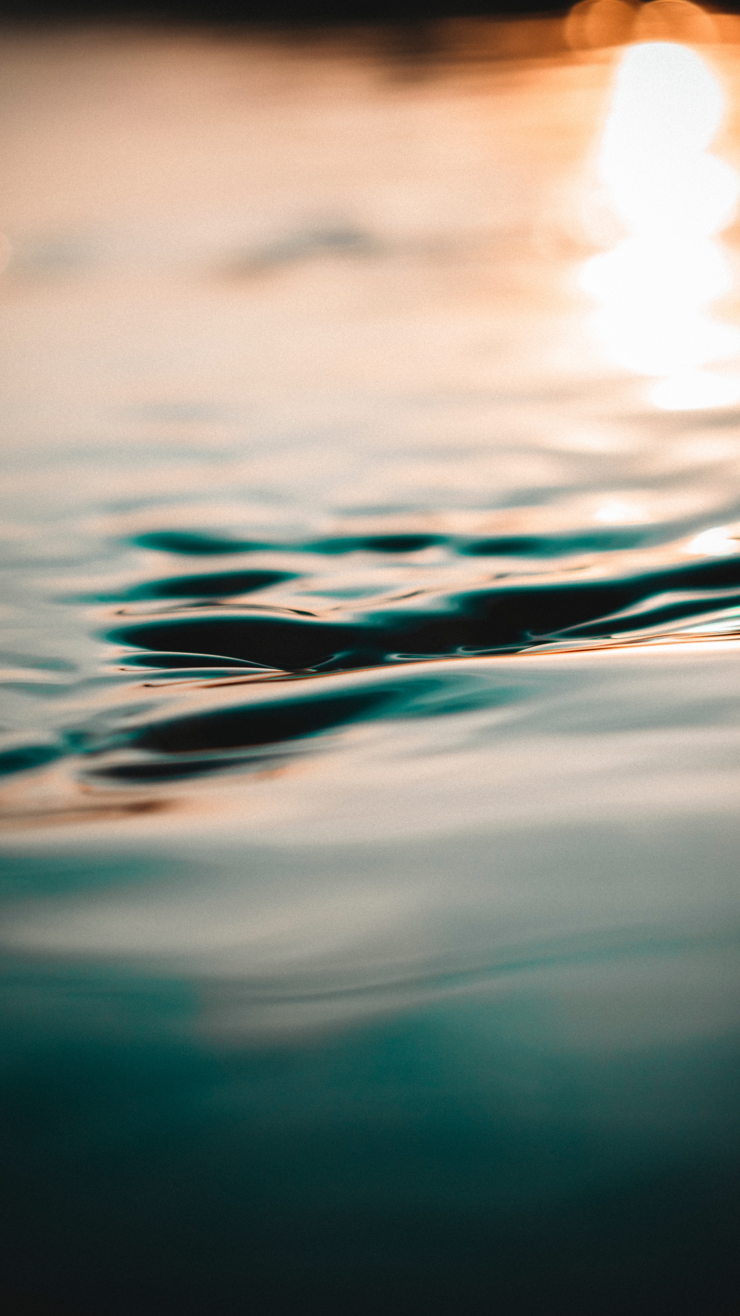 Wasser, Blau, Reflexion, Gr, Licht. Wallpaper in 1440x2560 Resolution