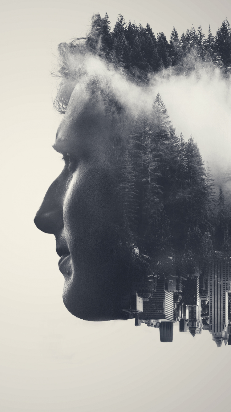 Graustufenfoto Einer Rauchenden Frau. Wallpaper in 750x1334 Resolution