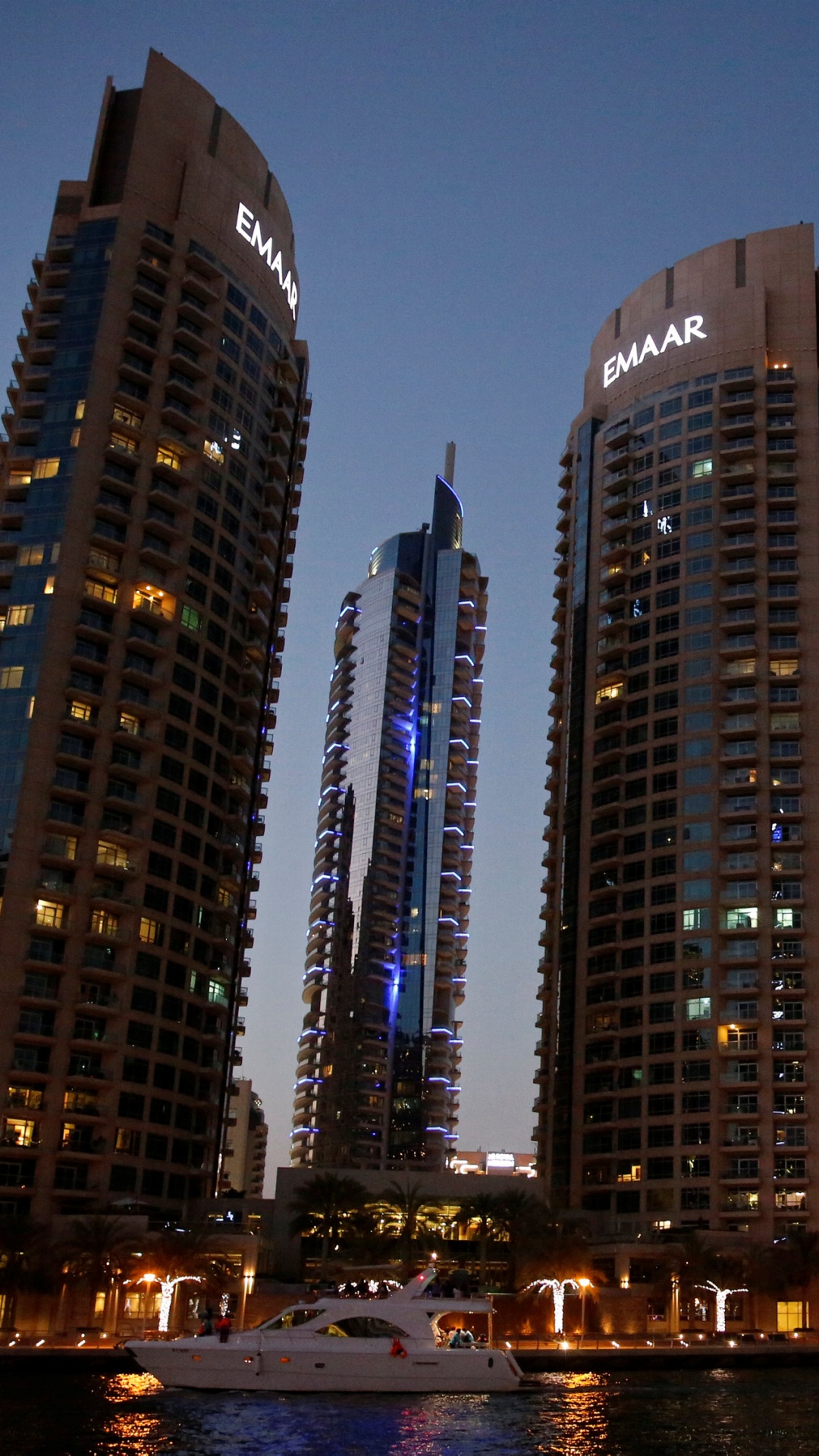 Horizonte de la Ciudad Durante la Noche. Wallpaper in 1080x1920 Resolution