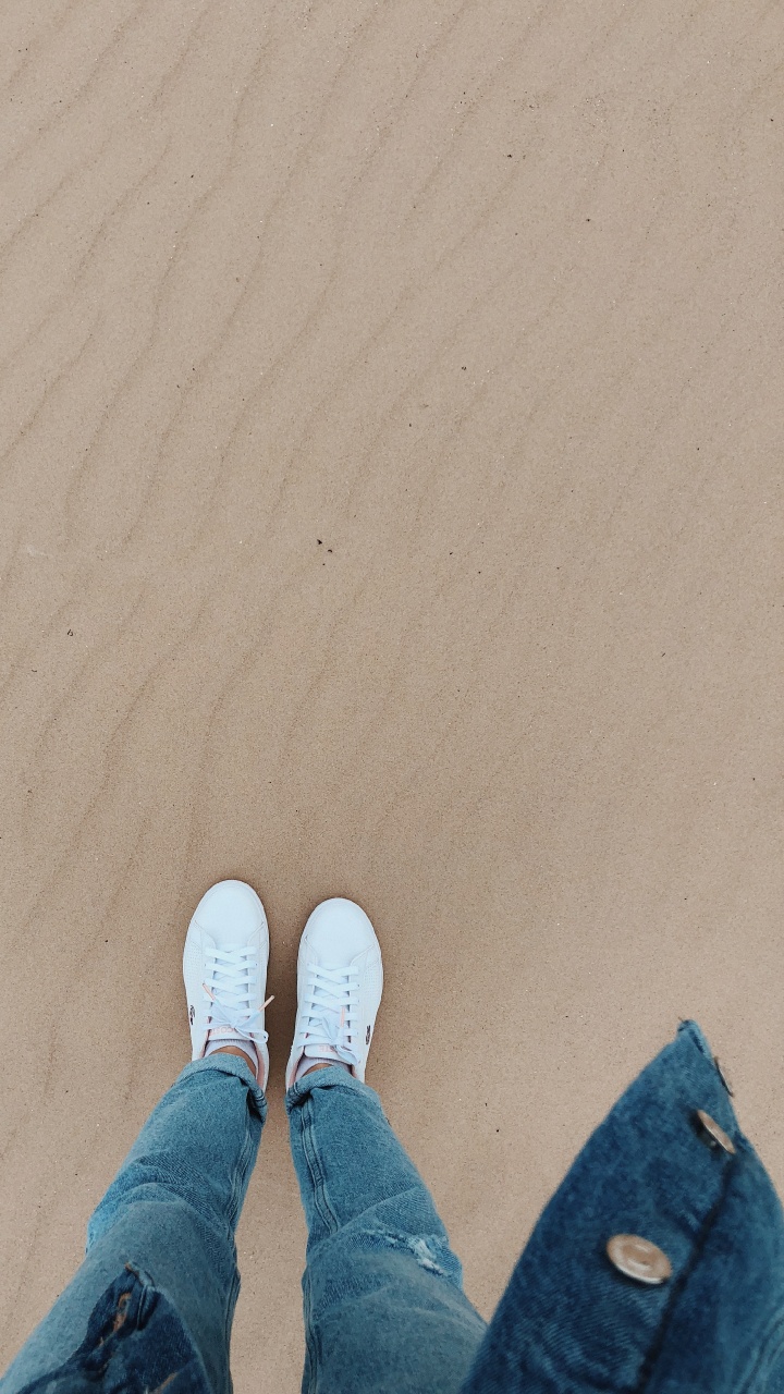 Sand, Clothing, Human, Leg, Natural Environment. Wallpaper in 720x1280 Resolution