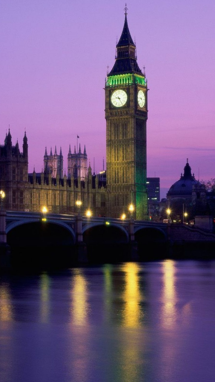 Big Ben de Londres Durante la Noche. Wallpaper in 720x1280 Resolution