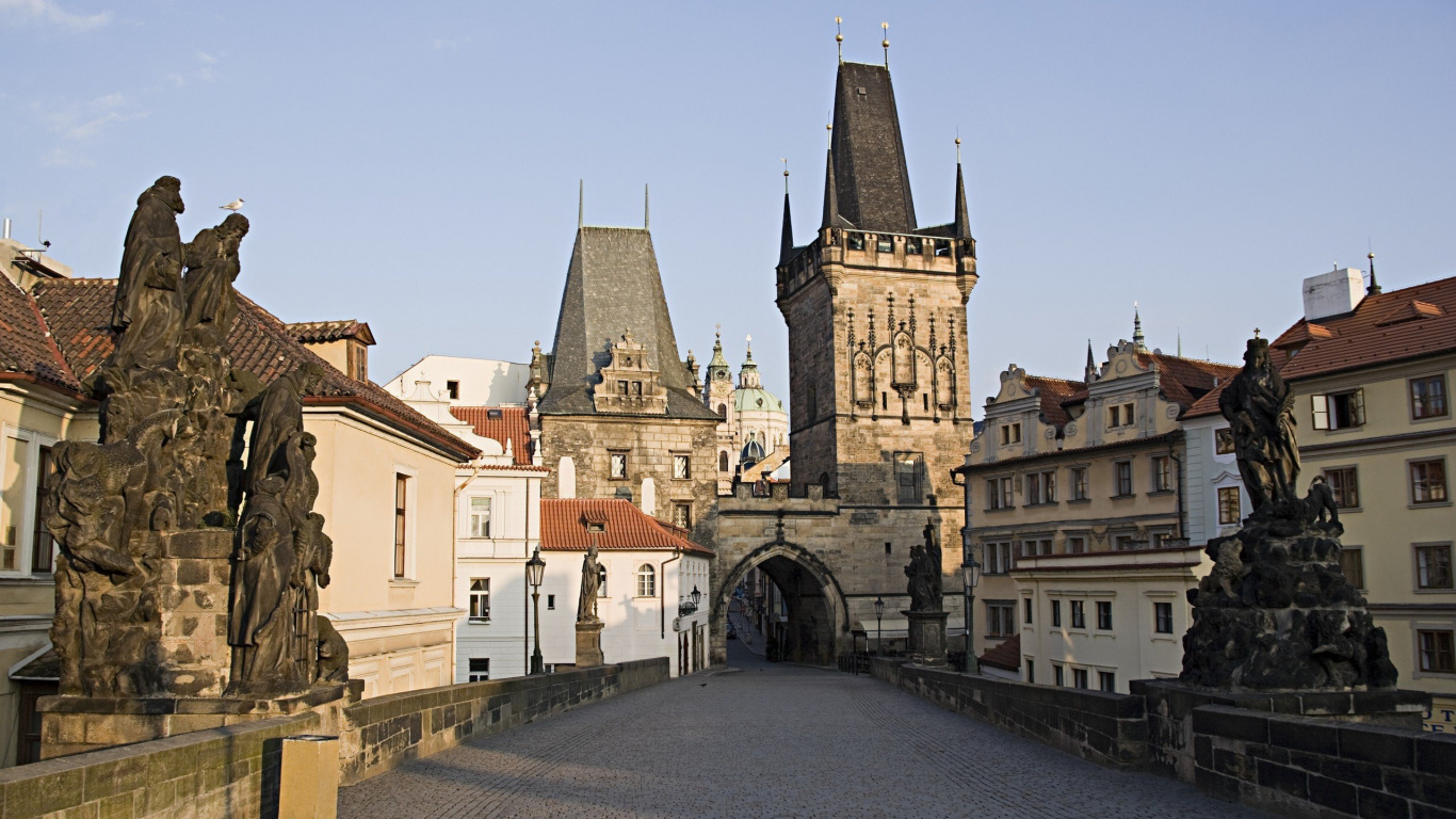 Brown and White Concrete Building. Wallpaper in 1366x768 Resolution