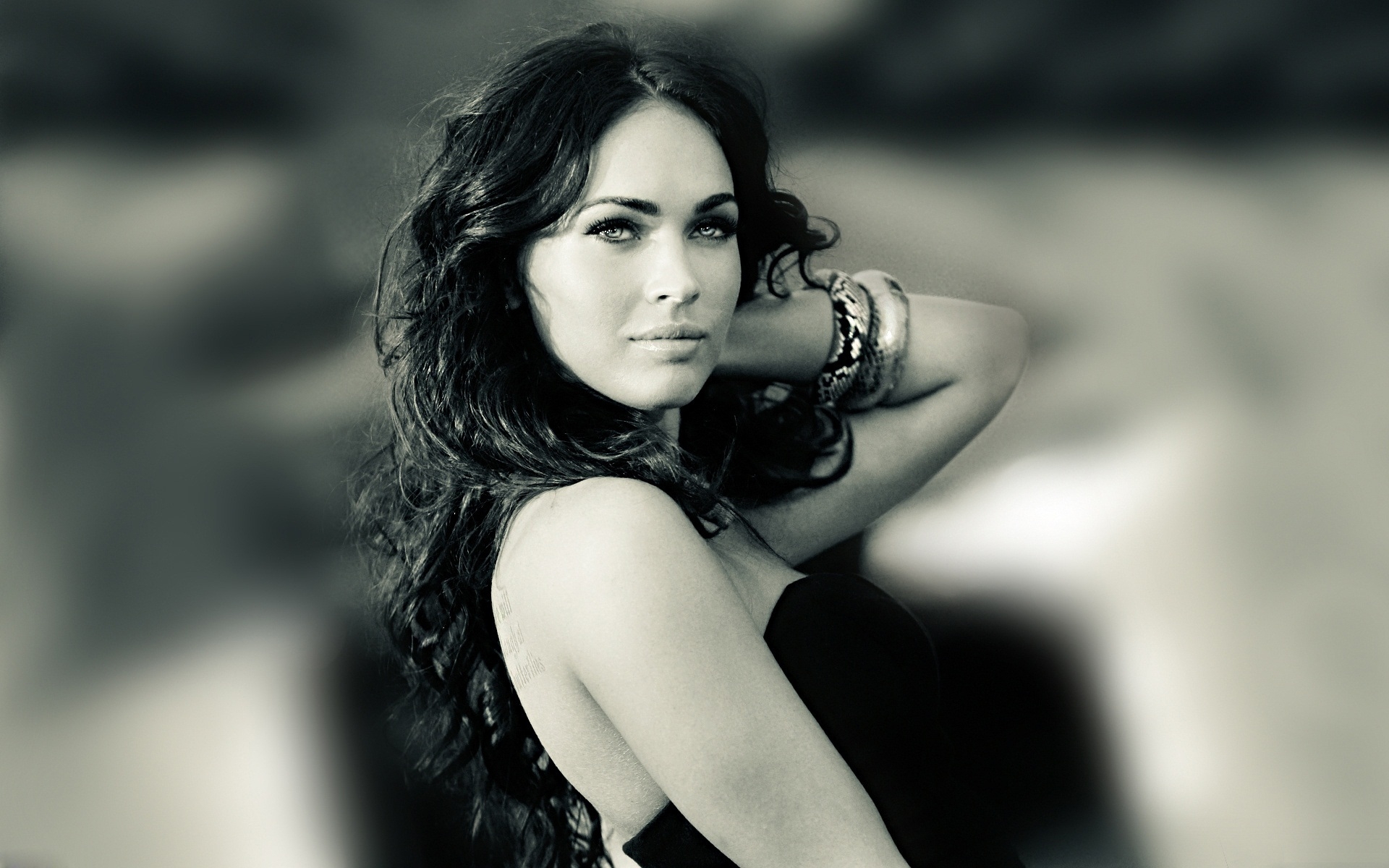 fondo de pantalla de megan fox 1920x1080