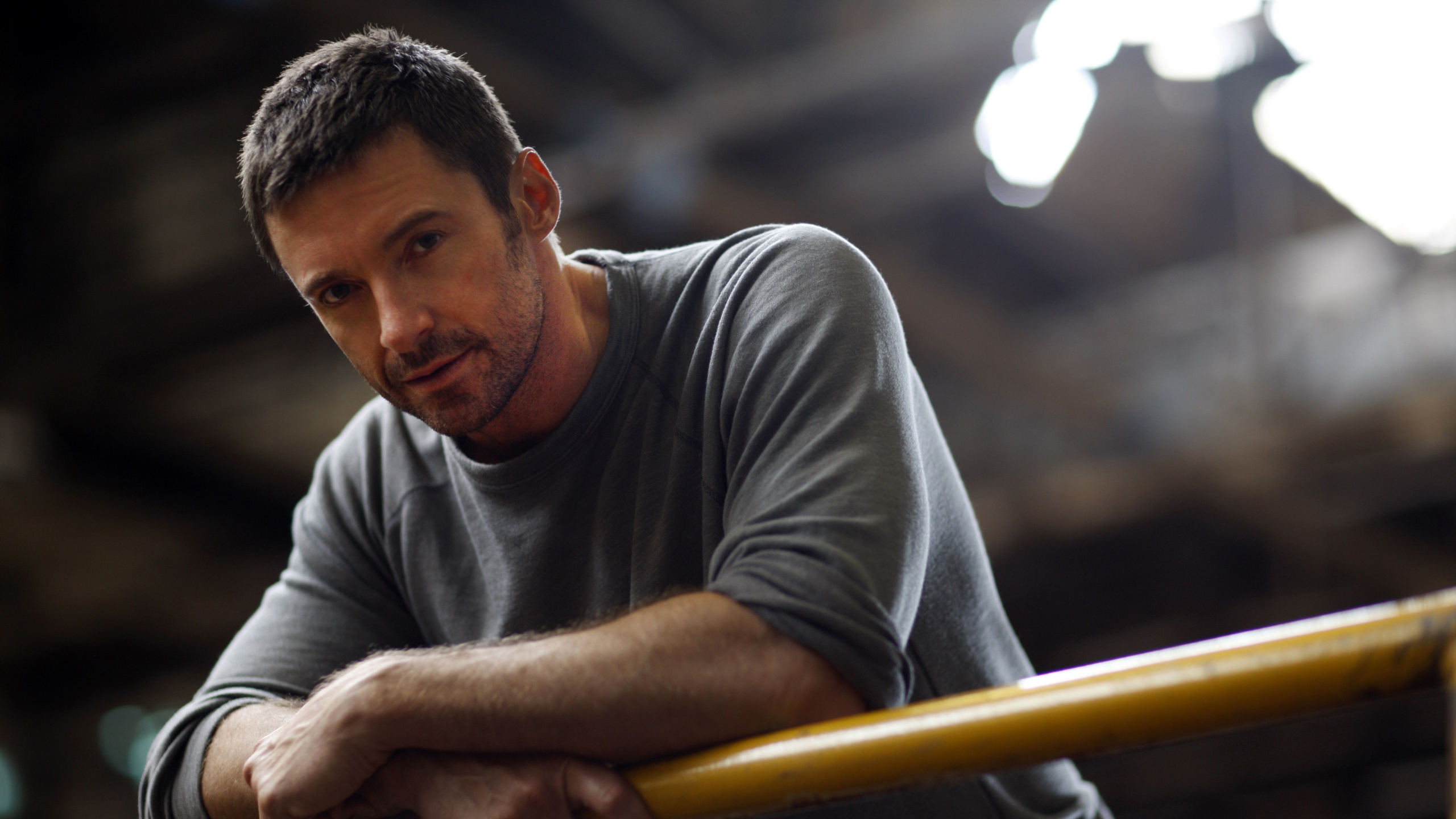 Hugh Jackman, Real Steel, Charlie Kenton, Acteur, Jeux D'intérieur et Des Sports. Wallpaper in 2560x1440 Resolution
