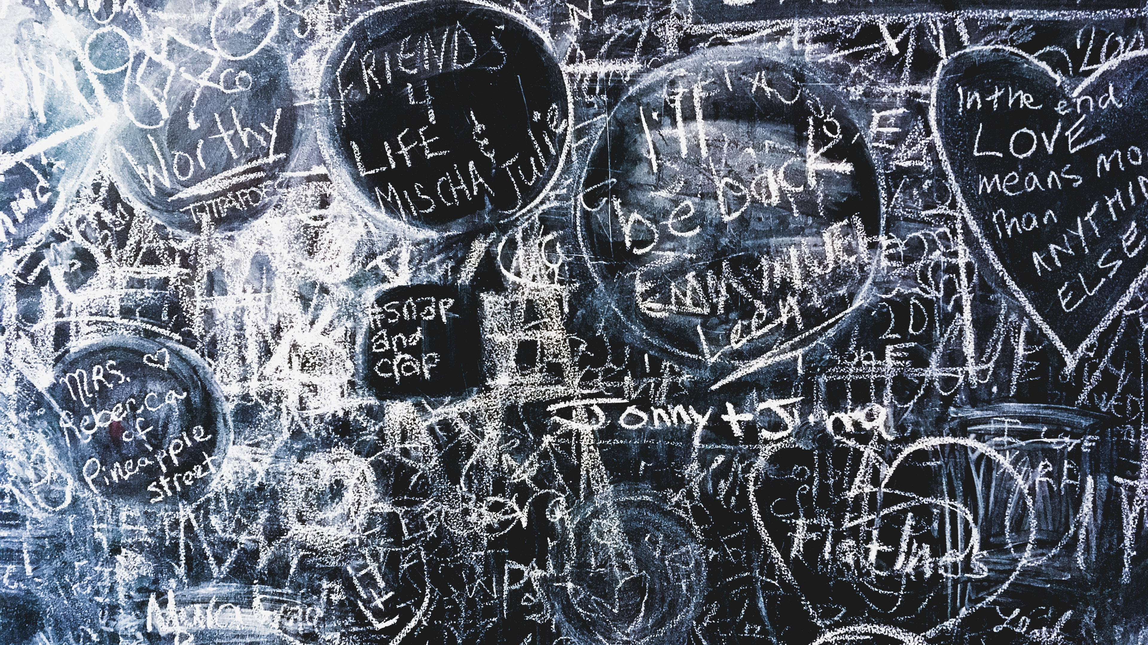 Textil Estampado Feliz Cumpleaños en Blanco y Negro. Wallpaper in 3840x2160 Resolution