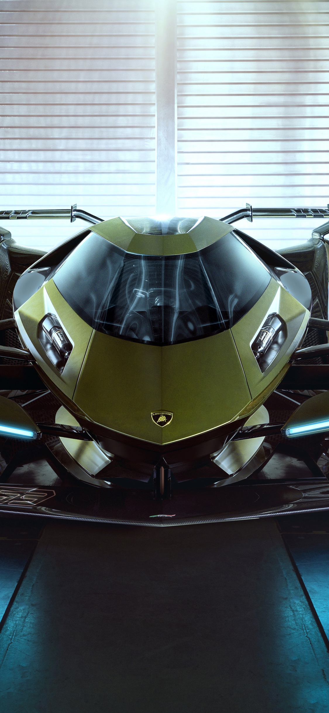 Voiture de Sport or et Noir. Wallpaper in 1125x2436 Resolution