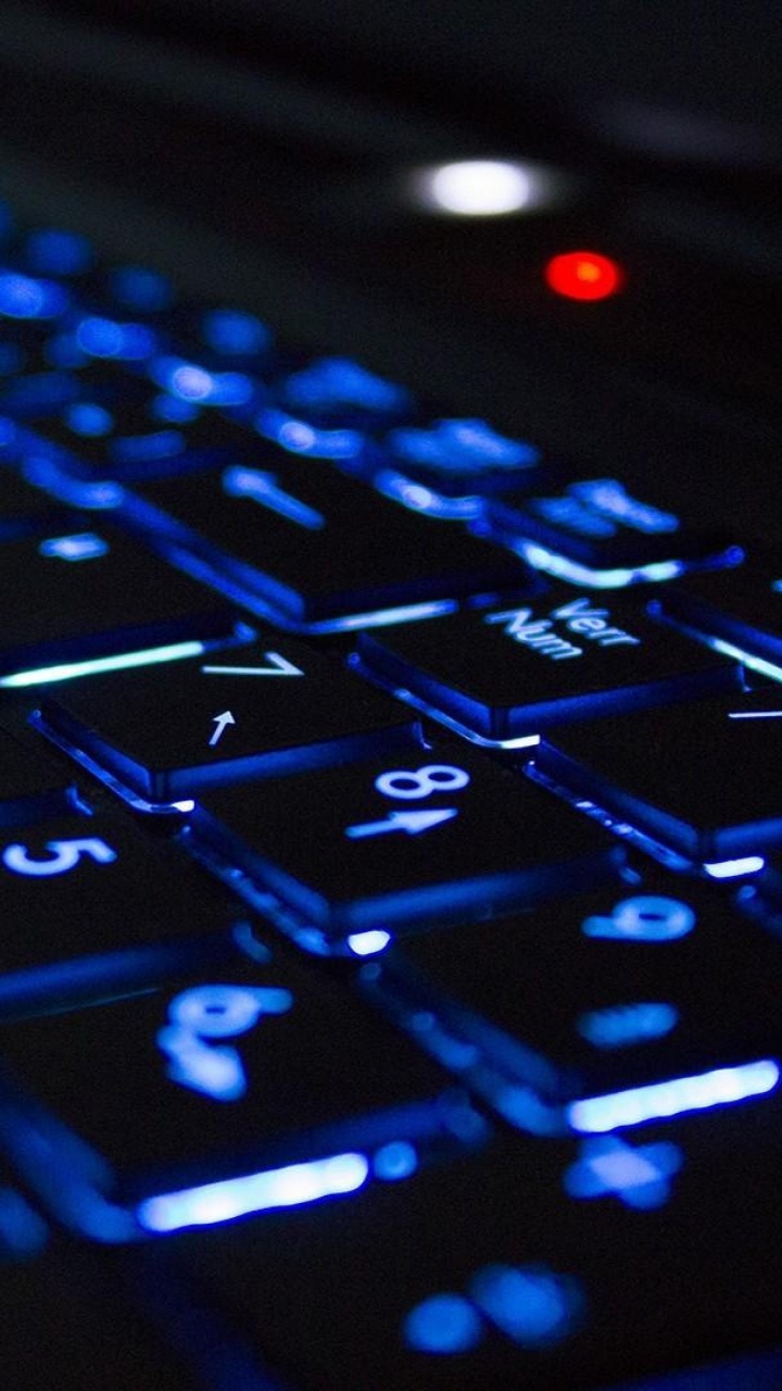 Clavier D'ordinateur Noir en Photographie Rapprochée. Wallpaper in 720x1280 Resolution