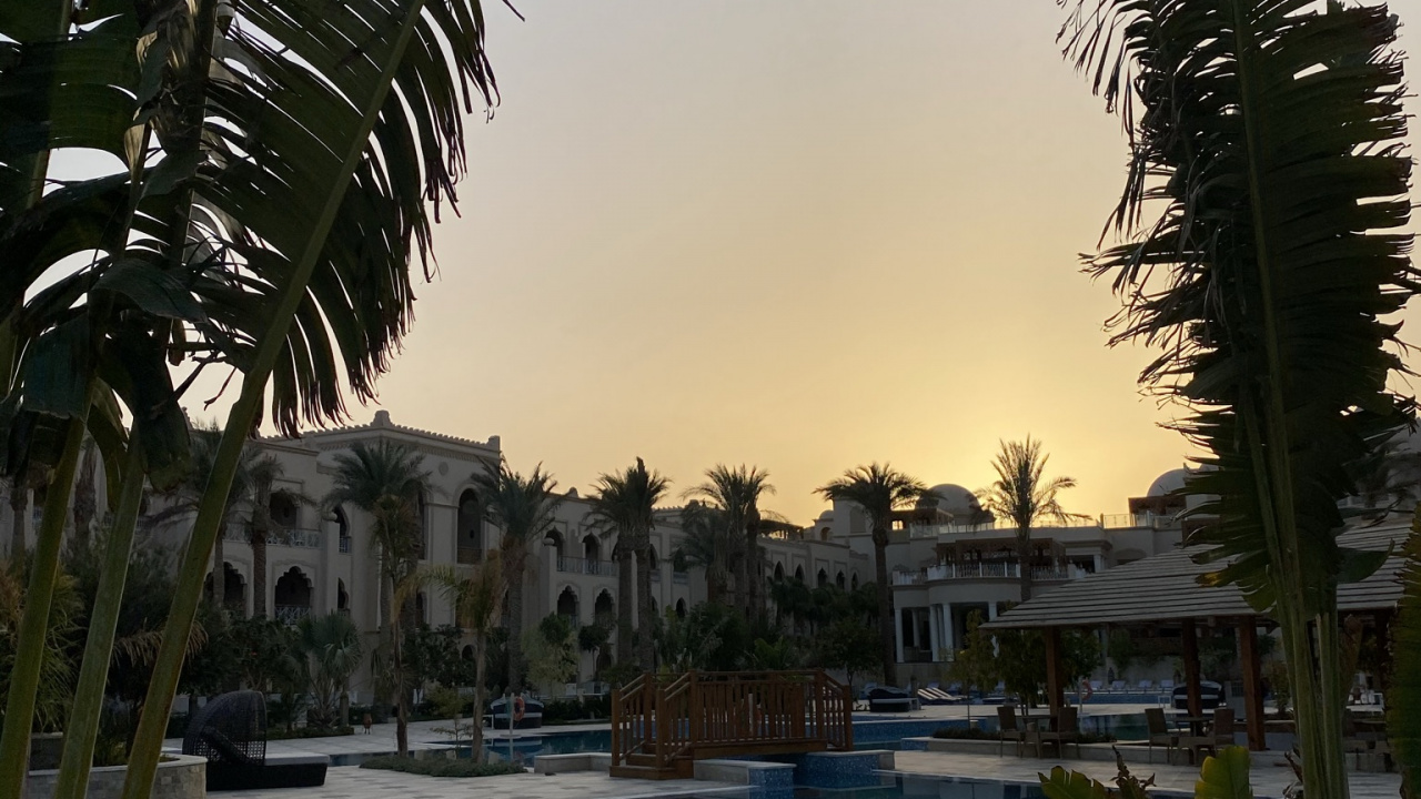 Agua, Propiedad, Piscina, Luz, Naturaleza. Wallpaper in 1280x720 Resolution