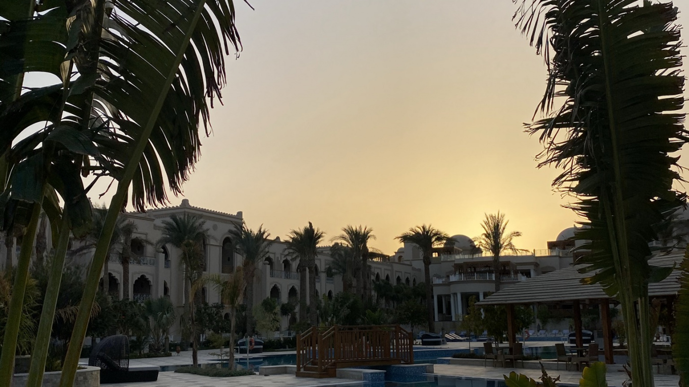 酒店, 光, 性质, Azure, 人体内的水 壁纸 1366x768 允许