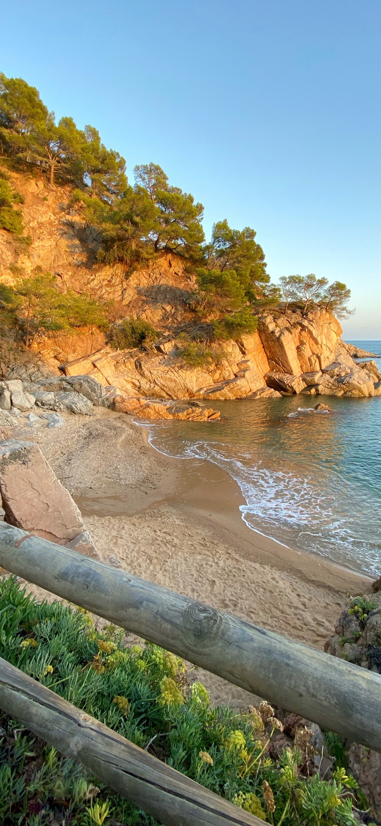 Côte, Promontoire, Rive, Terrain, Baie. Wallpaper in 1242x2688 Resolution