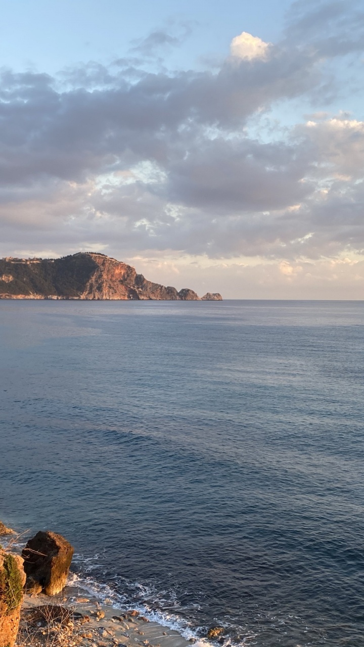 Plage de Kleopatra, Eau, Paysage Naturel, Horizon, Cumulus. Wallpaper in 720x1280 Resolution