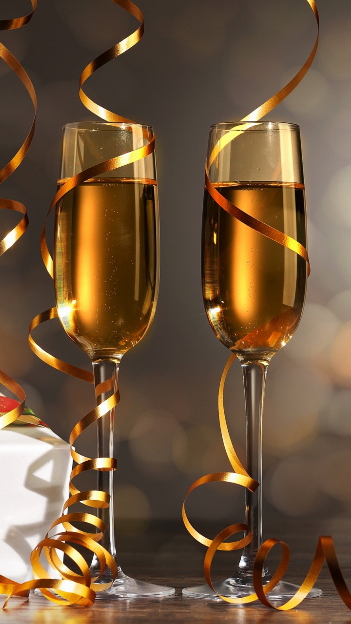 香槟, 新的一年, 葡萄酒, 生日, 高脚杯香槟 壁纸 720x1280 允许
