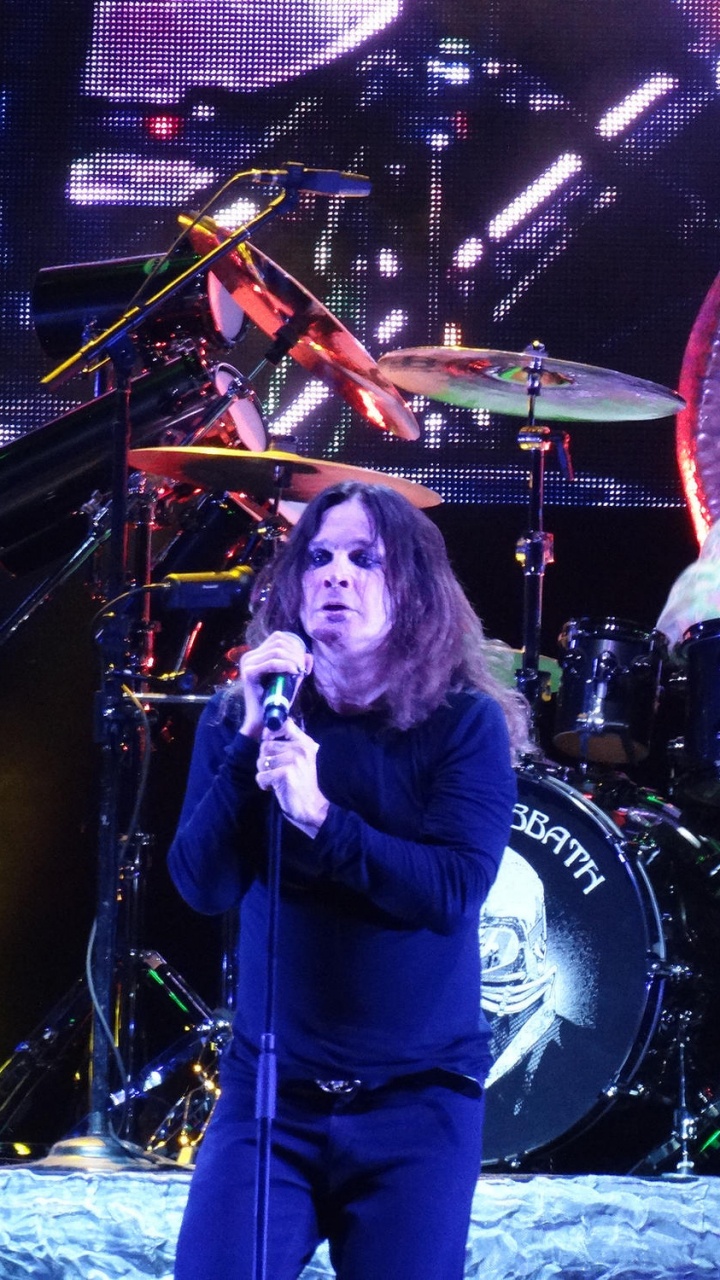 Percusionista, Ozzy Osbourne, Concierto de Rock, Black Sabbath, Tambor. Wallpaper in 720x1280 Resolution
